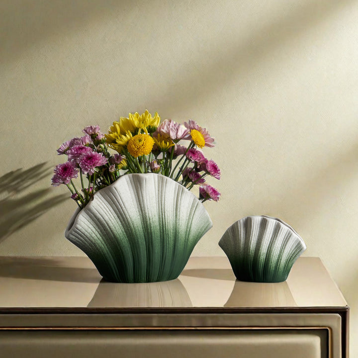 Severiano Sea Shell Vase