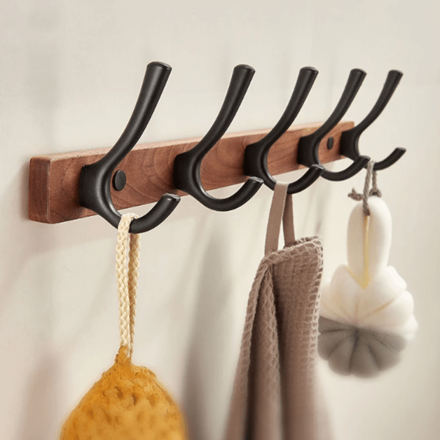 Tomé Towel Rack